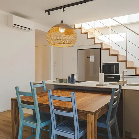 Sea View Terrace House Триест
